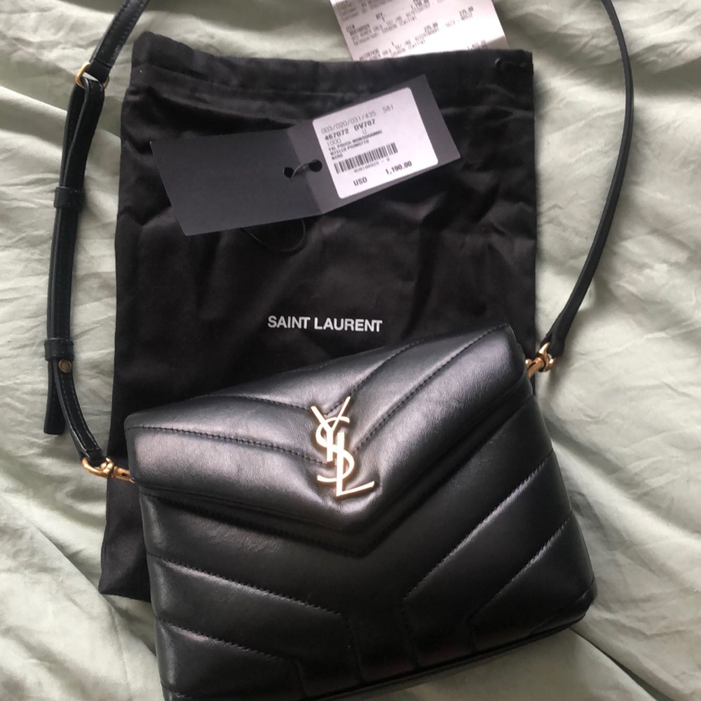 BLACK YSL LOULOU TOY BAG IN MATELASSÉ "Y" LEATHER